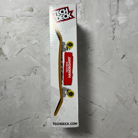 FINESSE x Tech Deck Handboard Hand Board SHADOW Sonic The Hedgehog - Picture 4 of 6